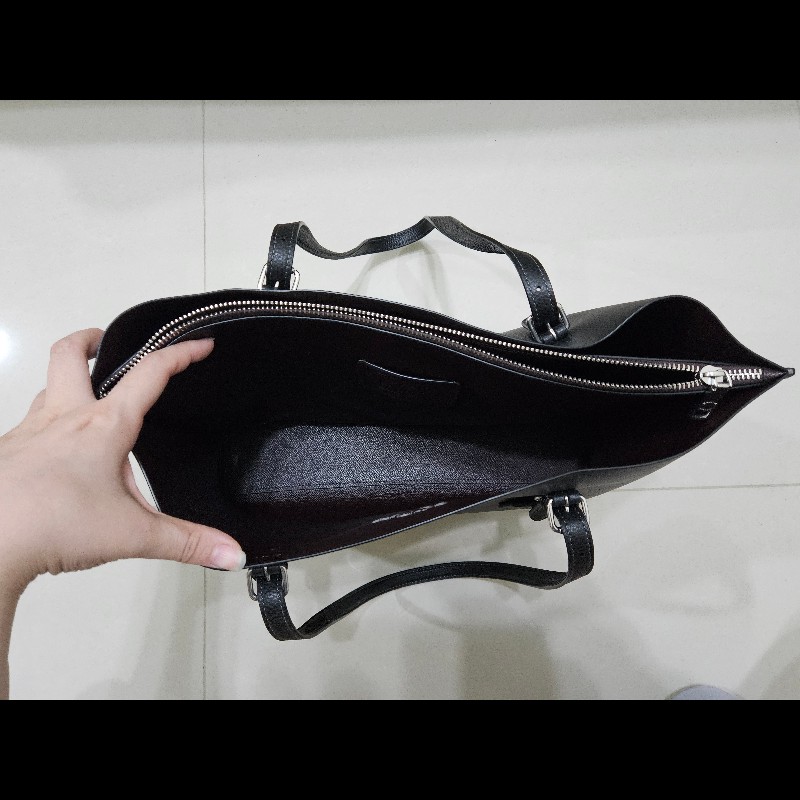 Coach托特包 全黑 荔枝皮 防刮 耐用媽媽包❤️-9