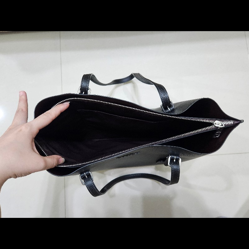 Coach托特包 全黑 荔枝皮 防刮 耐用媽媽包❤️-11