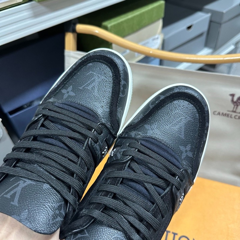 LOUIS VUITTON Trainer 圓頭系帶低幫時尚板鞋黑老花 40.5碼-3