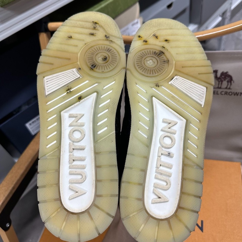 LOUIS VUITTON Trainer 圓頭系帶低幫時尚板鞋黑老花 40.5碼-9