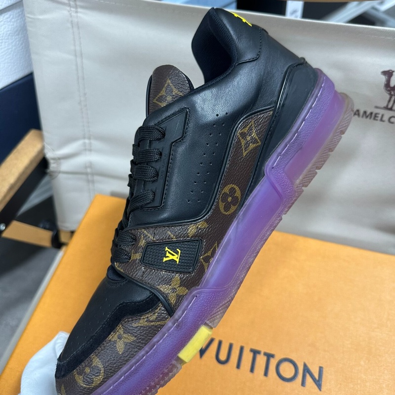 LOUIS VUITTON Trainer 牛皮 經典花紋 湖人紫金配色41碼-1