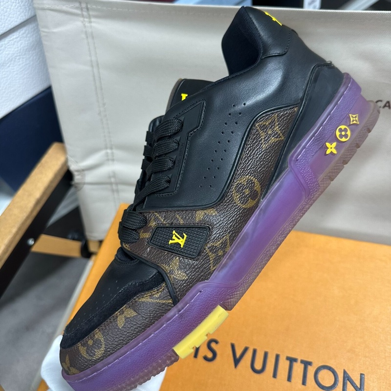 LOUIS VUITTON Trainer 牛皮 經典花紋 湖人紫金配色41碼-3
