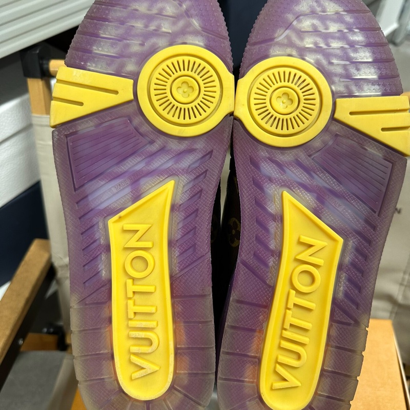 LOUIS VUITTON Trainer 牛皮 經典花紋 湖人紫金配色41碼-6