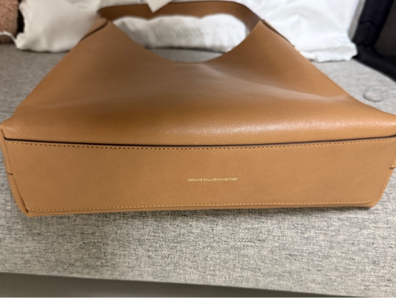 Coach Brooklyn hobo 28皮革蜂蜜棕黃色-2