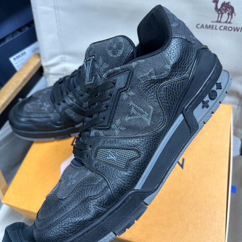 LOUIS VUITTON  x Nigo Trainer 皮革 聯名款 黑色42碼-8