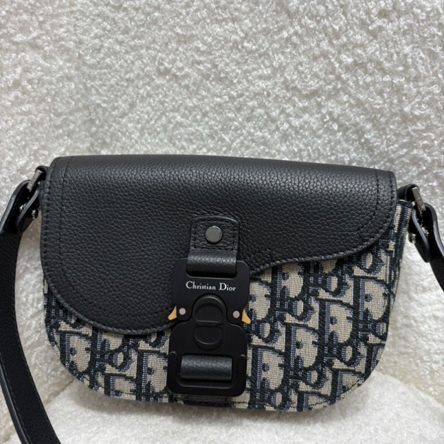 Dior Saddle 翻蓋郵差包-0