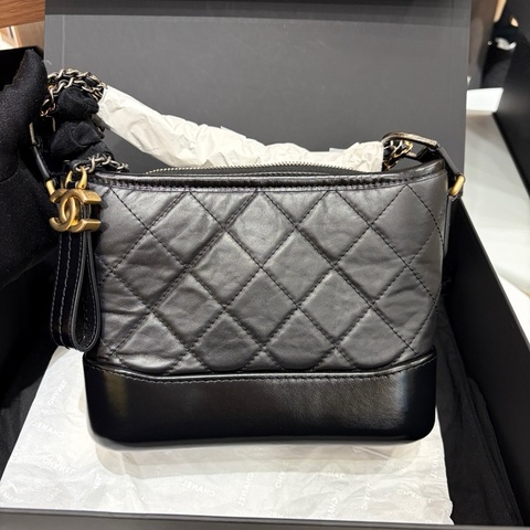 全新 Chanel香奈兒黑金小號流浪包芯片款