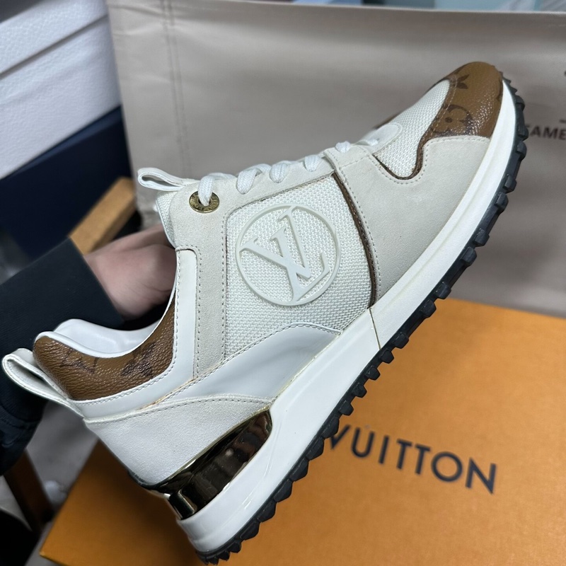 LOUIS VUITTON Run Away 牛皮 平底系帶 低幫 36.5碼-0