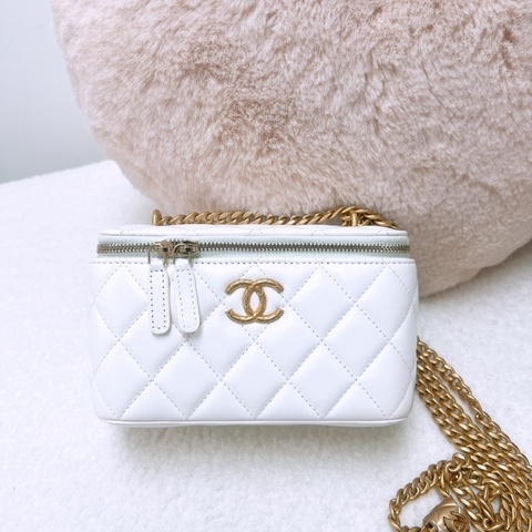 Chanel 白色金釦 金柱調節釦 化妝包/長盒子