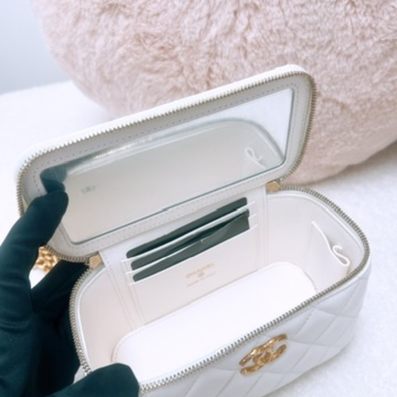 Chanel 白色金釦 金柱調節釦 化妝包/長盒子-12