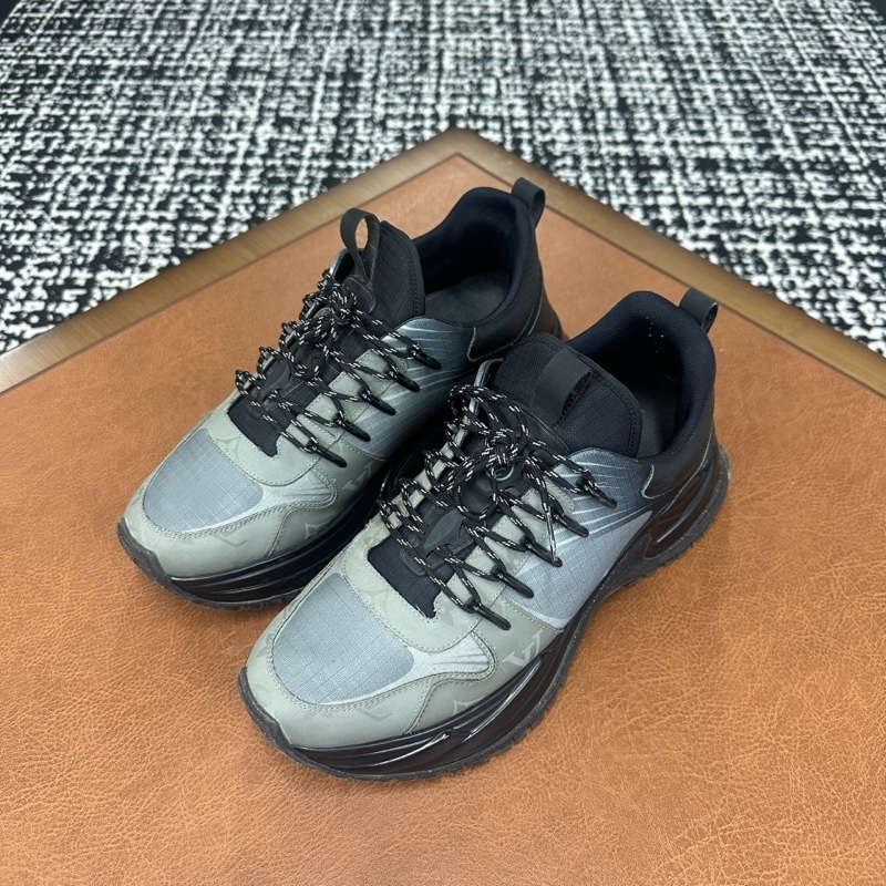 Louis Vuitton路易威登老爹鞋41.5碼-0