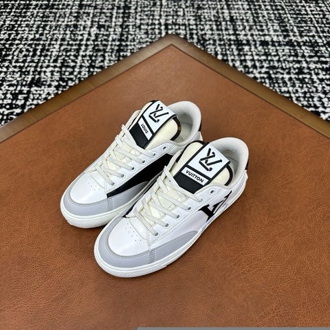 Louis Vuitton路易威登Charlie休閒鞋白黑36.5碼