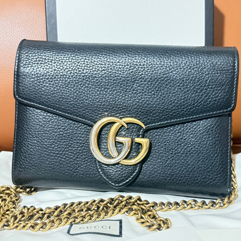 GUCCI 古馳 GG Marmont WOC黑色皮革翻蓋錢包鏈式風琴包側背包-2