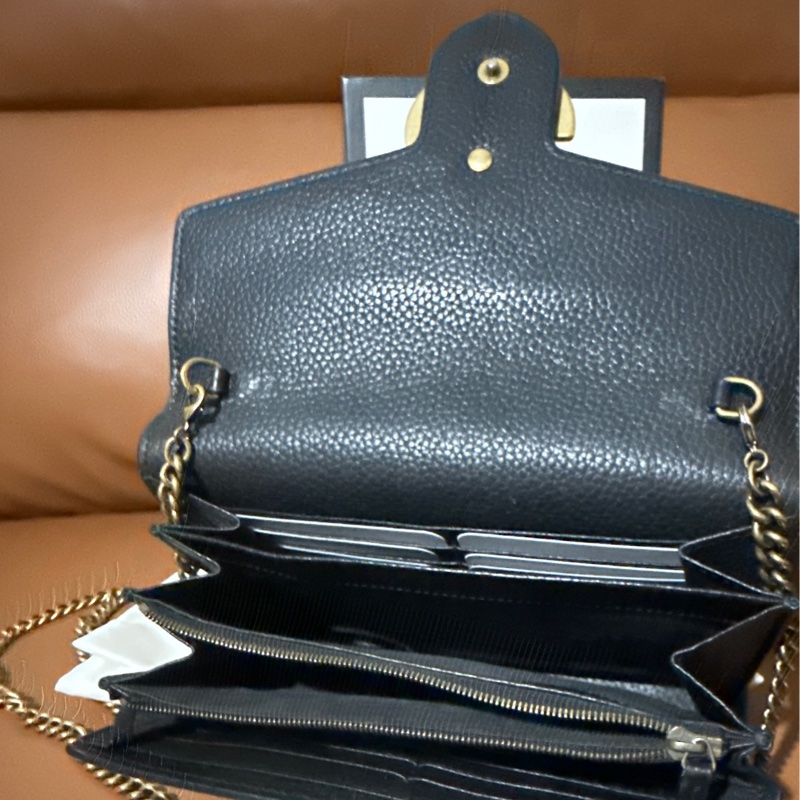 GUCCI 古馳 GG Marmont WOC黑色皮革翻蓋錢包鏈式風琴包側背包-9