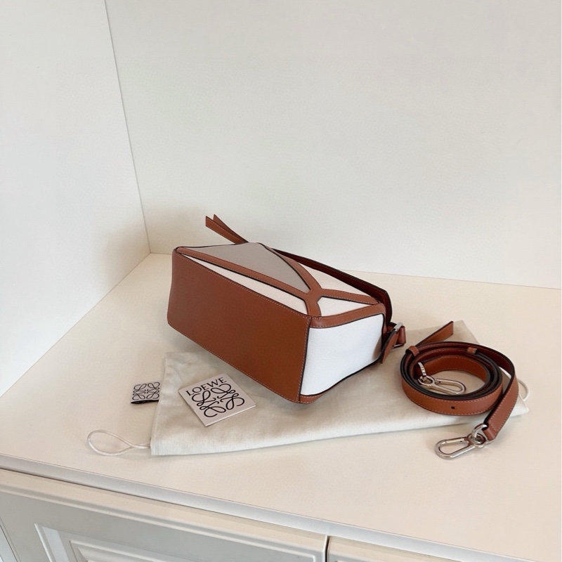 99新🆕Loewe羅意威 Puzzle變形幾個包 小號24底長 三拼色:海鷗灰/淺褐/珍珠白➕焦糖-4