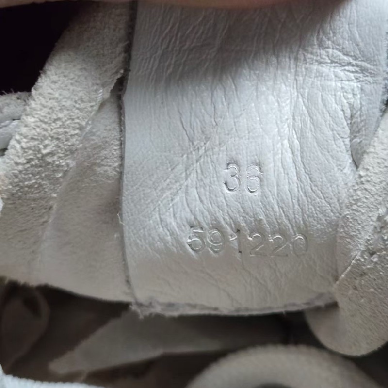 LOEWE羅意威 RUNNER FLOW 米白 36碼 無附件-7