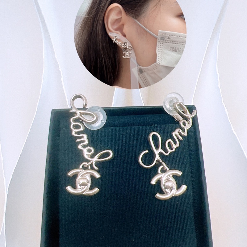 Chanel 21p 淡金logo耳夾/耳環-6