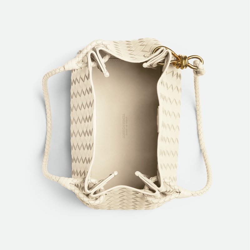 ✨全新新品✨過年優惠🧧BOTTEGA VENETA 降落傘 Parachute 海鹽色835921VCPPT9195-2