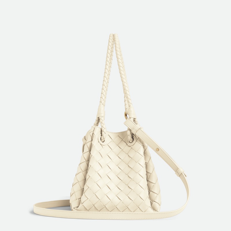 ✨全新新品✨過年優惠🧧BOTTEGA VENETA 降落傘 Parachute 海鹽色835921VCPPT9195-3