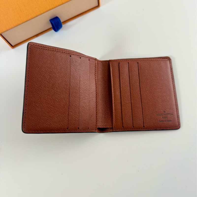 ✔️ LOUIS VUITTON LV M60929 原花 8卡短夾-4