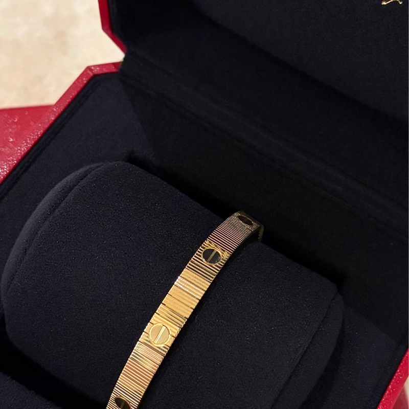 Cartier love unlimited 手環17號 最新款-0