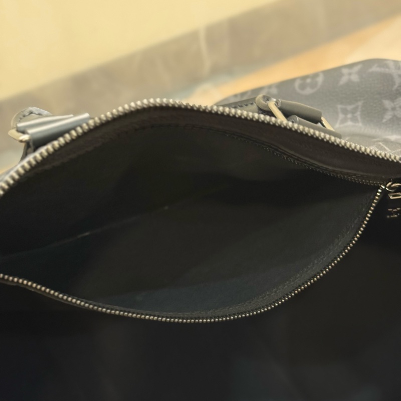 （台灣專櫃購證🇹🇼）Lv keepall45 黑老花旅行袋-17