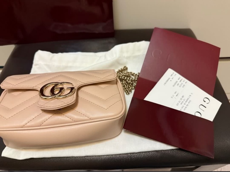 GUCCI 馬夢mini 粉色銀Logo-4