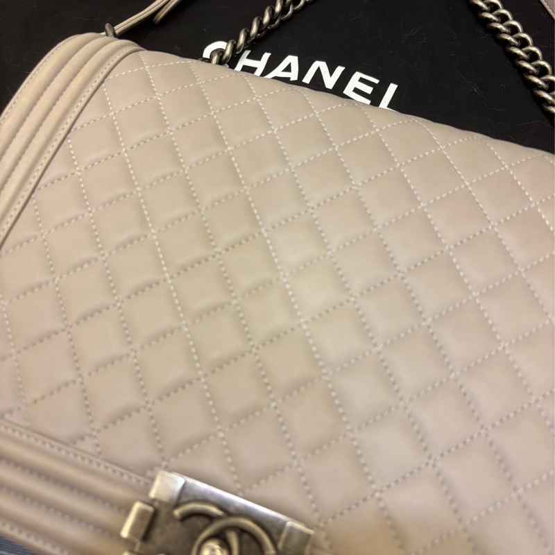 Chanel le boy 大號-1
