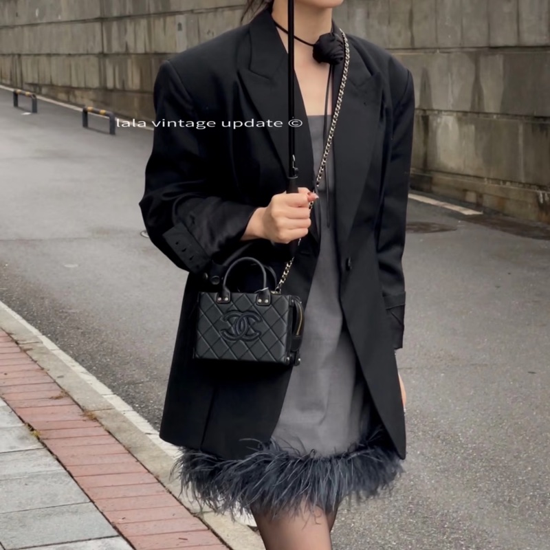 #全網最低💰 #芯片款 #近新全配 香奈兒22B大logo盒子包vanity case-3