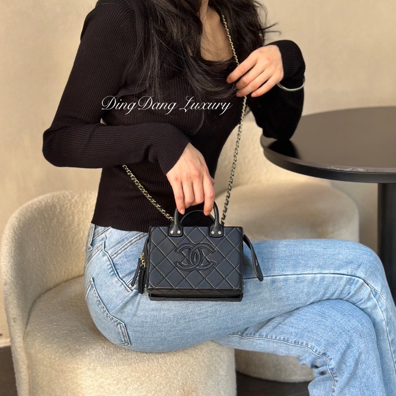 #全網最低💰 #芯片款 #近新全配 香奈兒22B大logo盒子包vanity case-18