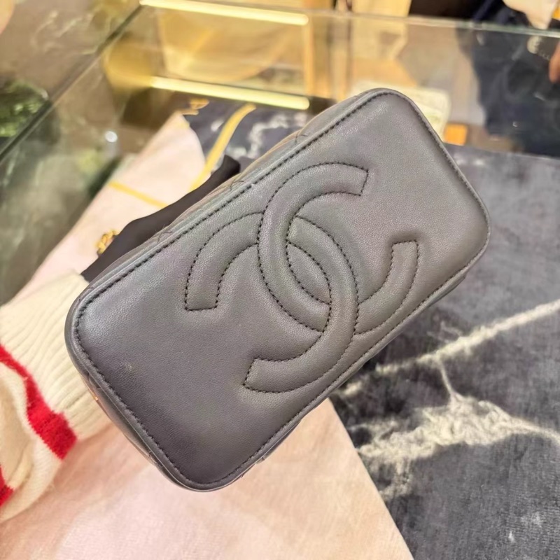 #芯片款 #近新全配 香奈兒黑金長盒子勳章款 🉑遇不🉑求-8