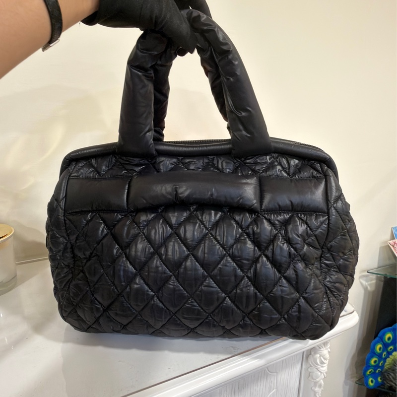 🉑肩背🈚️重量 #耐用超好裝 #甜甜💰香奈兒羽絨泡芙雲朵包 行李袋超好用-14