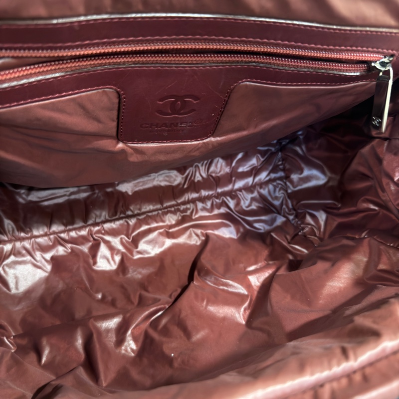 🉑肩背🈚️重量 #耐用超好裝 #甜甜💰香奈兒羽絨泡芙雲朵包 行李袋超好用-18