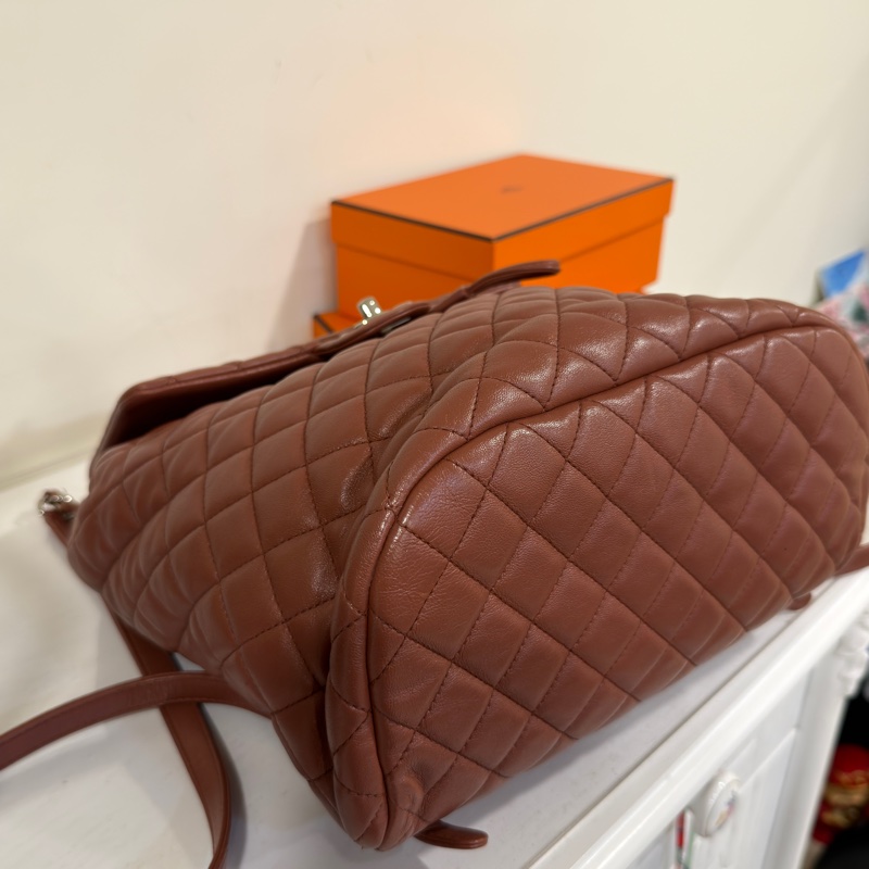 #新年紅 #拍拍圈購入 #超甜💰 香奈兒薩爾茲堡雙肩後背包-6