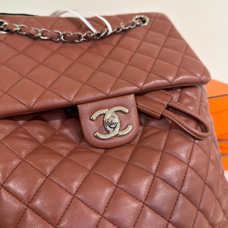 #新年紅 #拍拍圈購入 #超甜💰 香奈兒薩爾茲堡雙肩後背包-8