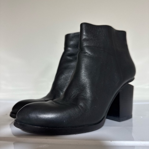 Alexander Wang 玫瑰金 全皮 簍空後跟短靴 黑色 36.5