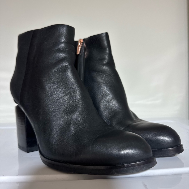 Alexander Wang 玫瑰金 全皮 簍空後跟短靴 黑色 36.5-1