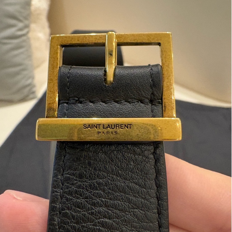 YSL  Saint laurent le 5 à 7小型粒面皮革柔軟手袋 hobo 黑-1