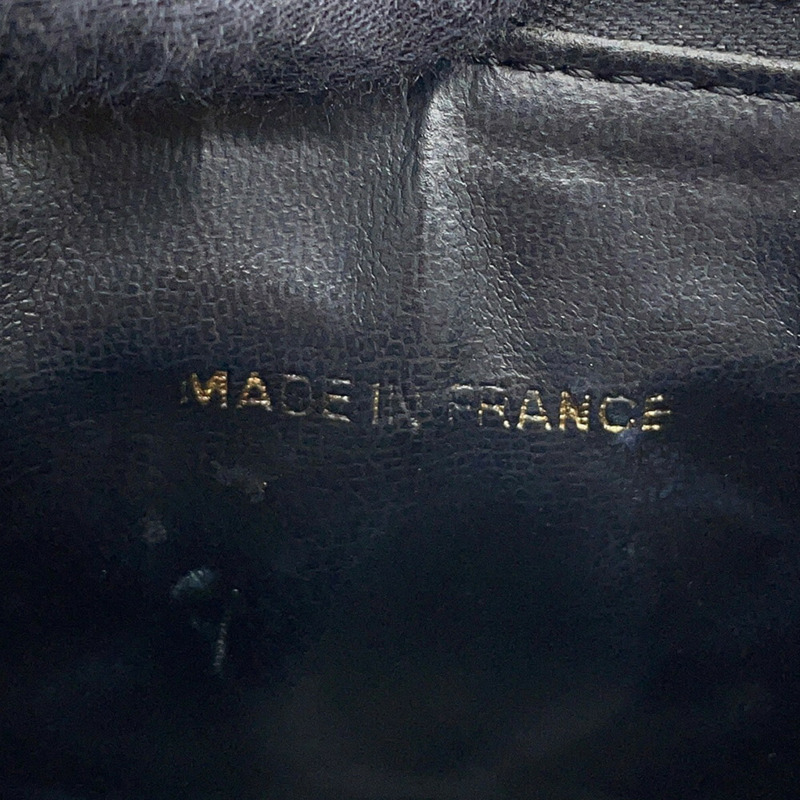 香奈兒 Coco 標誌魚子醬皮化妝包 A01998，黑色-13