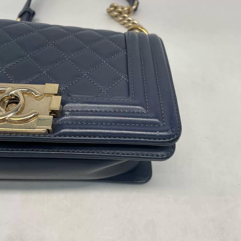 CHANEL BOY 20SMALL-13