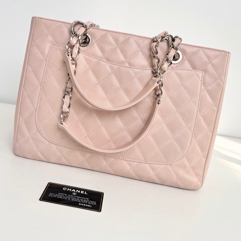 【近新閒置品】Chanel 香奈兒21開櫻花粉荔枝牛皮大logo GST手提包-2