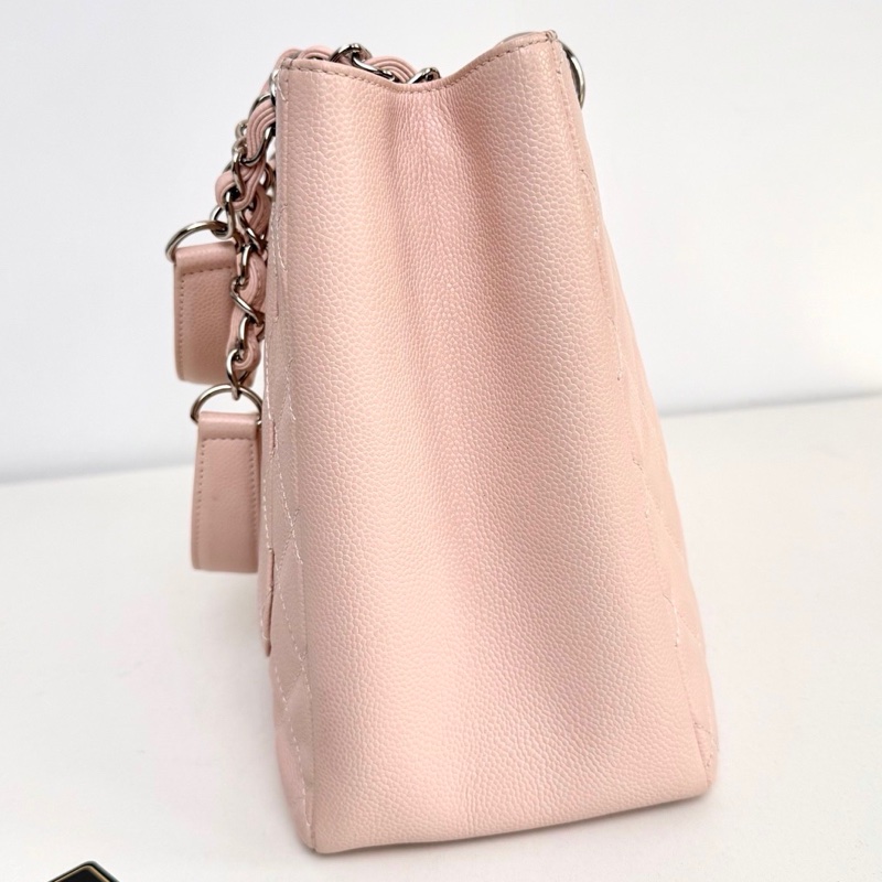 【近新閒置品】Chanel 香奈兒21開櫻花粉荔枝牛皮大logo GST手提包-4