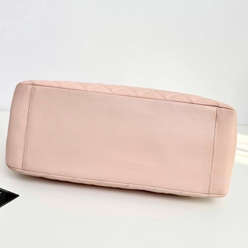 【近新閒置品】Chanel 香奈兒21開櫻花粉荔枝牛皮大logo GST手提包-5