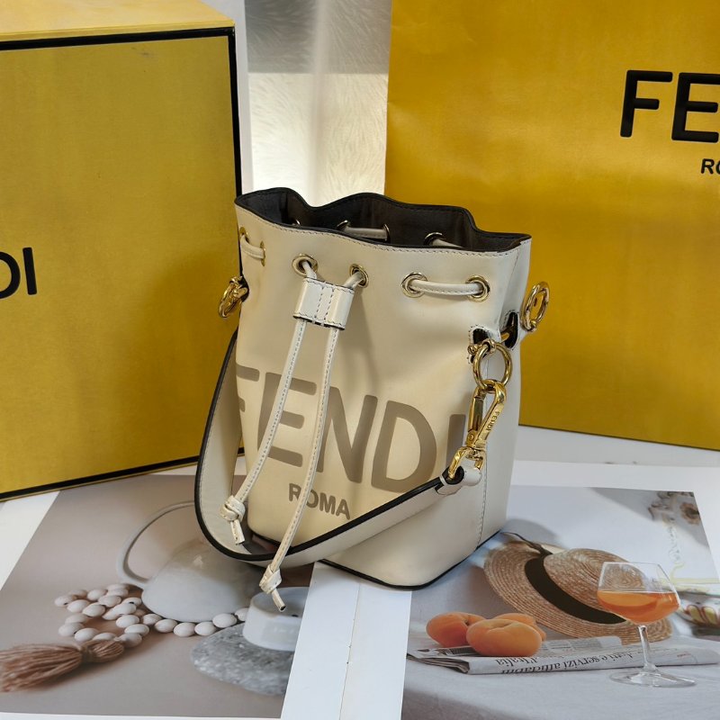 FENDI Mon tresor手提水桶包 - 奶白-3