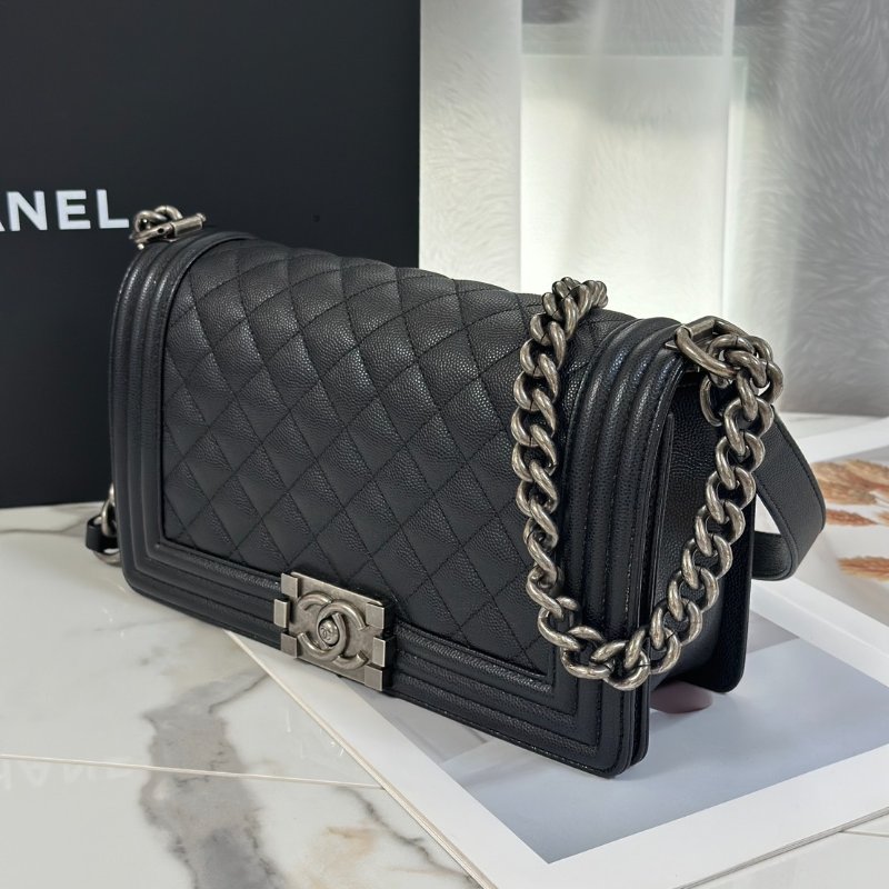 CHANEL Boy25 粒面牛皮口蓋包 - 黑銀29開-3