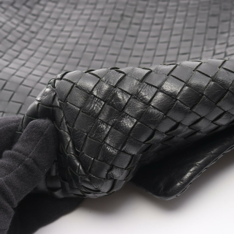 BOTTEGA VENETA Intrecciato 編織肩挎斜背包，黑色皮革，二手，男女通用-7