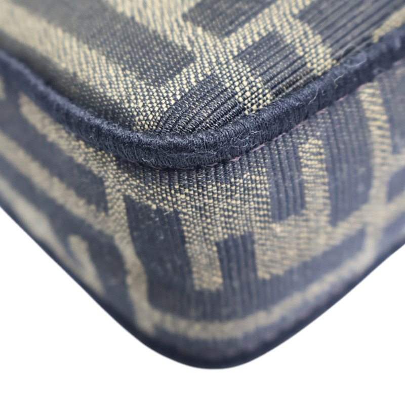 棕色 緹花帆布 Baguette Mini 兩用包【FENDI 芬迪】 8BS017-13