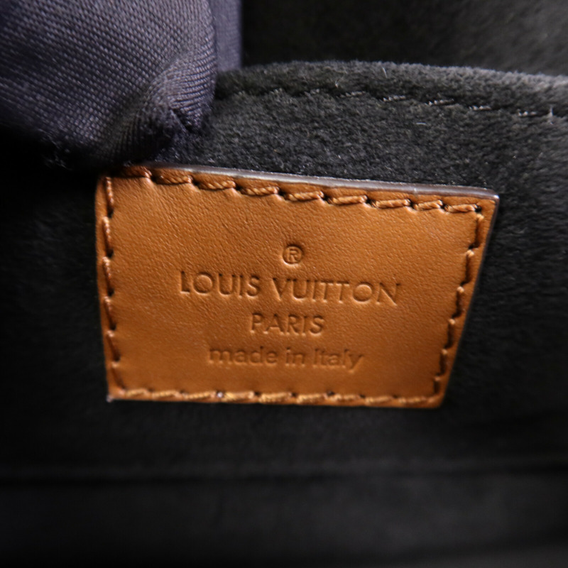 LOUIS VUITTON Monogram Reverse Mini Dauphine 金扣肩背袋-5