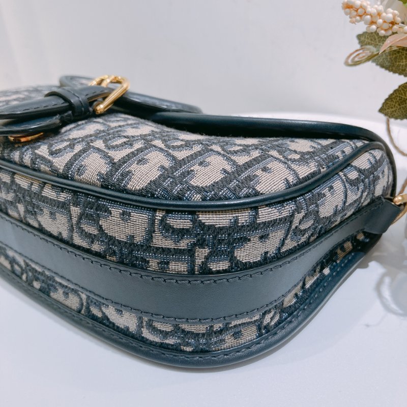 TW4700 Dior 迪奧 中號 經典花紋 斜肩包 Medium Bobby Bag Blue Dior Oblique Jacquard-6