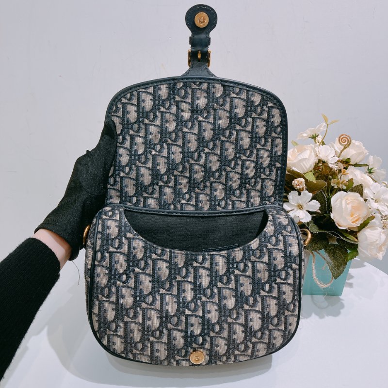 TW4700 Dior 迪奧 中號 經典花紋 斜肩包 Medium Bobby Bag Blue Dior Oblique Jacquard-10